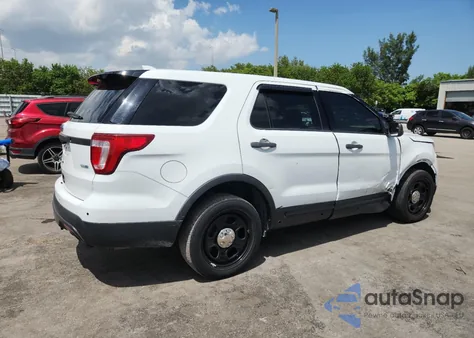 2017 Ford Explorer Police Interceptor из США, поврежденный, VIN 1FM5K8AR8HGD22671
